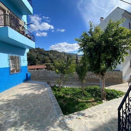 Maison D'Hote Bien Equipe Au Centre De Шефшауэн Экстерьер фото